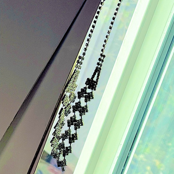 Rhinestone necklace bib style vtg angular geometric HTF clear design Silvertone - Picture 7 of 10
